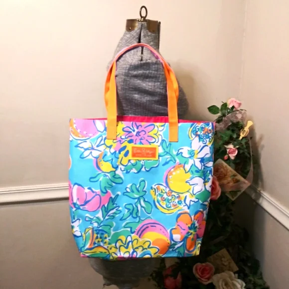 Lilly Pulitzer For Estee Lauder Bright Frutiy Floral Tote Bag - Picture 9 of 9